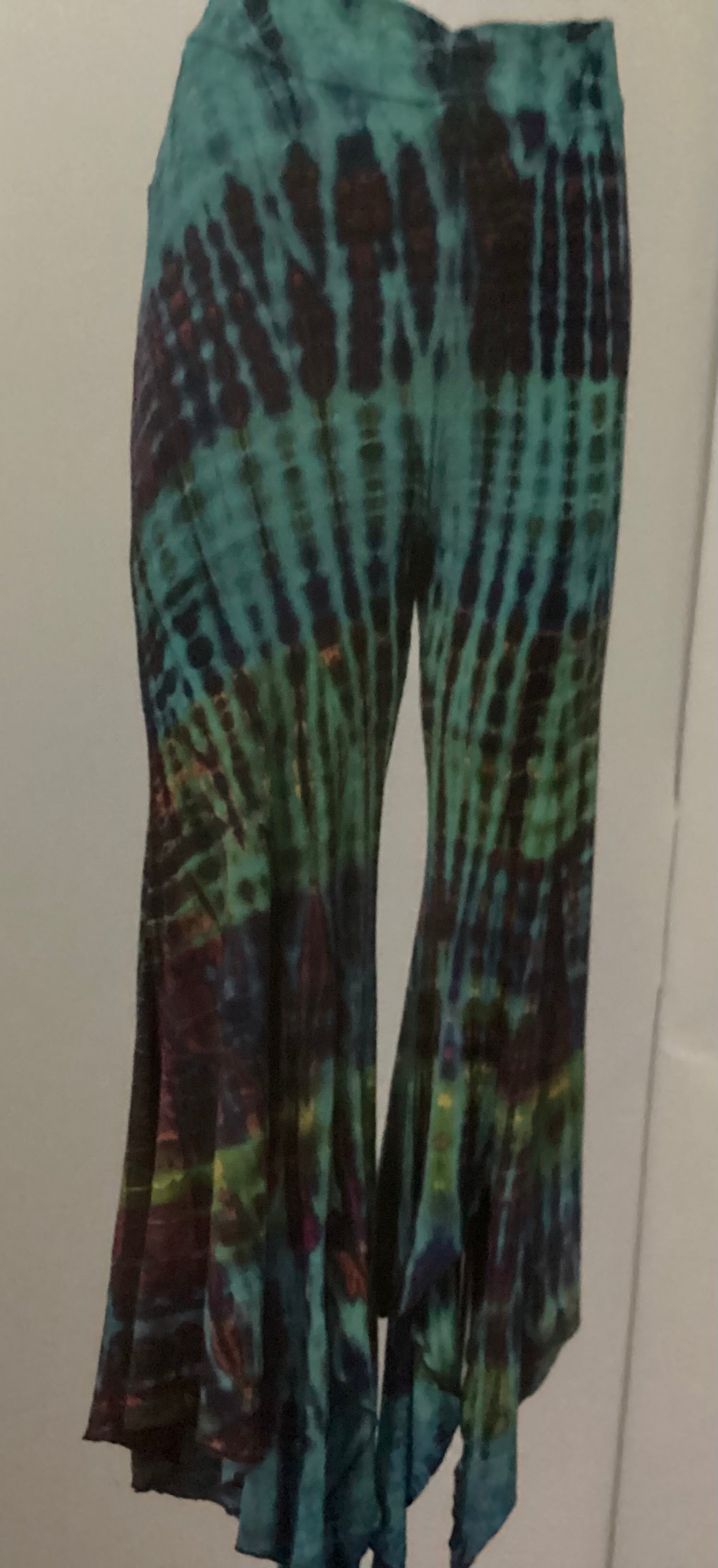 Tie dye multicolored pants with handkerchief style legs size m/l