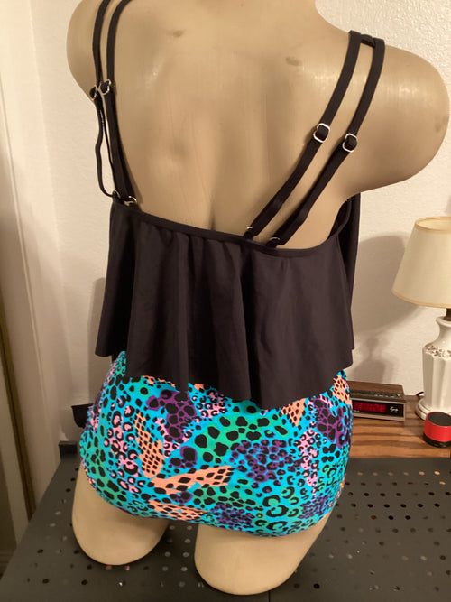 2 piece Tankini swimsuit multicolored bottom,black top full bottom coverage sizes s,m,l