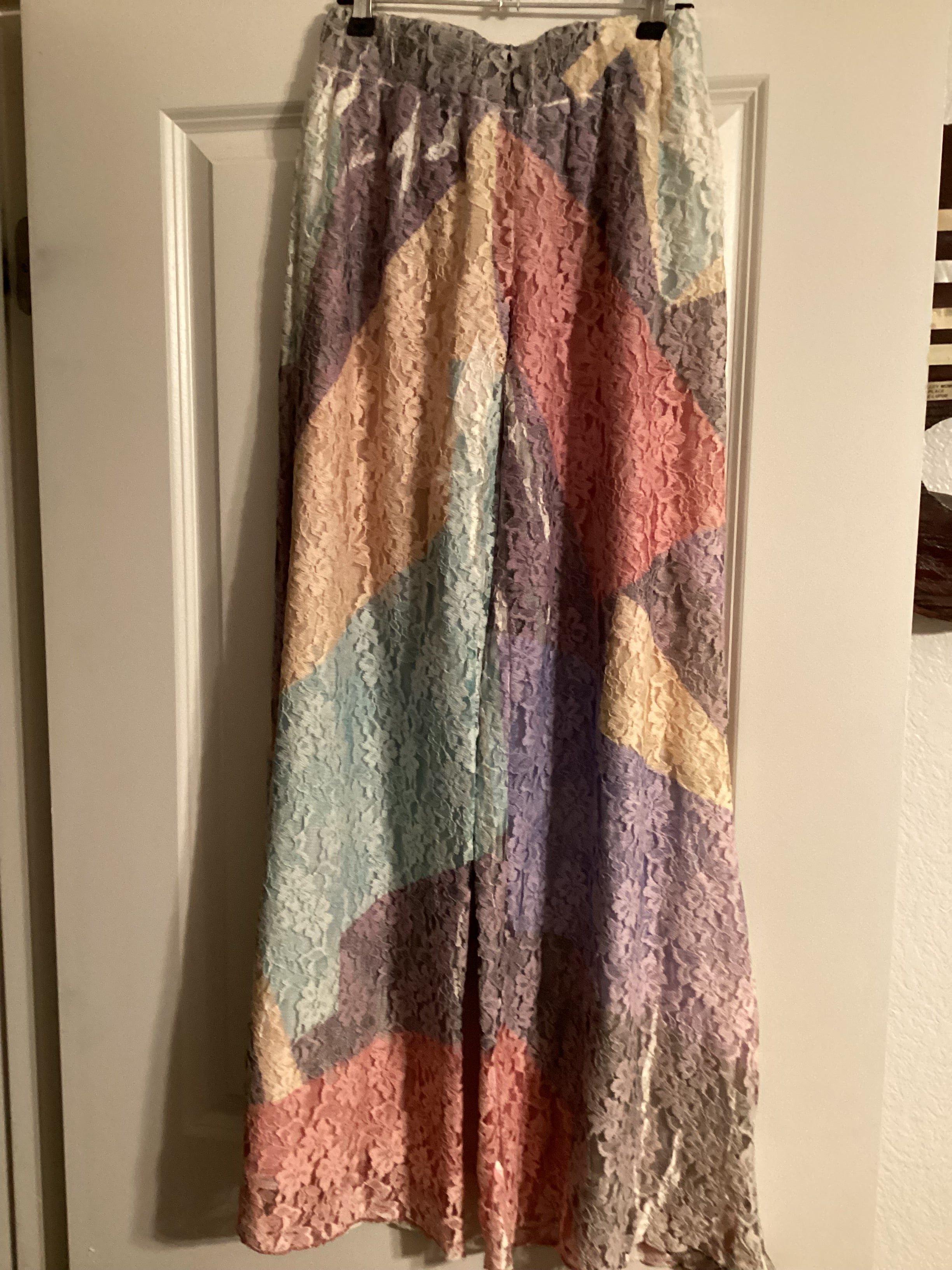 Origami multicolored lace pants