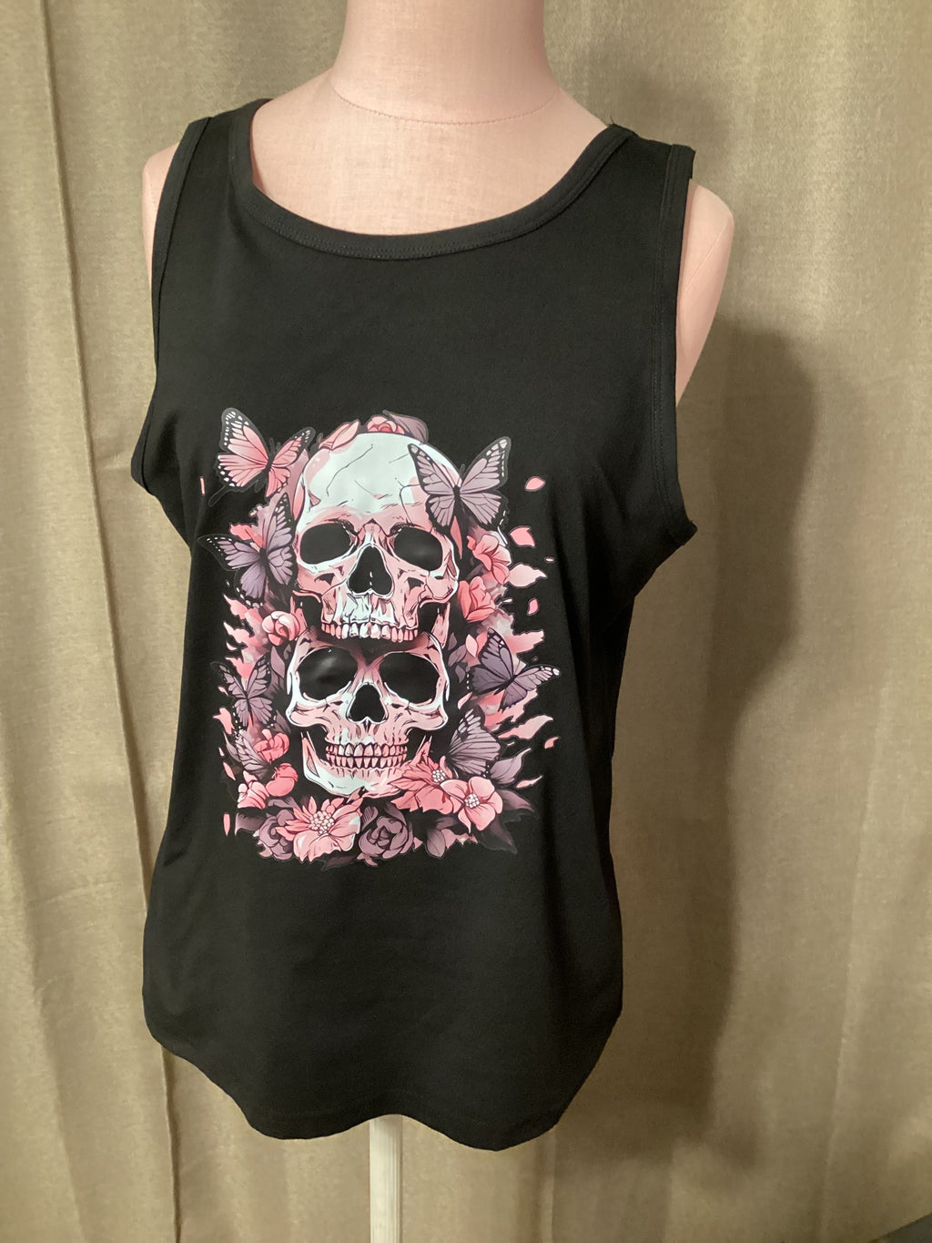 Gothic black and pink skull tank top size large