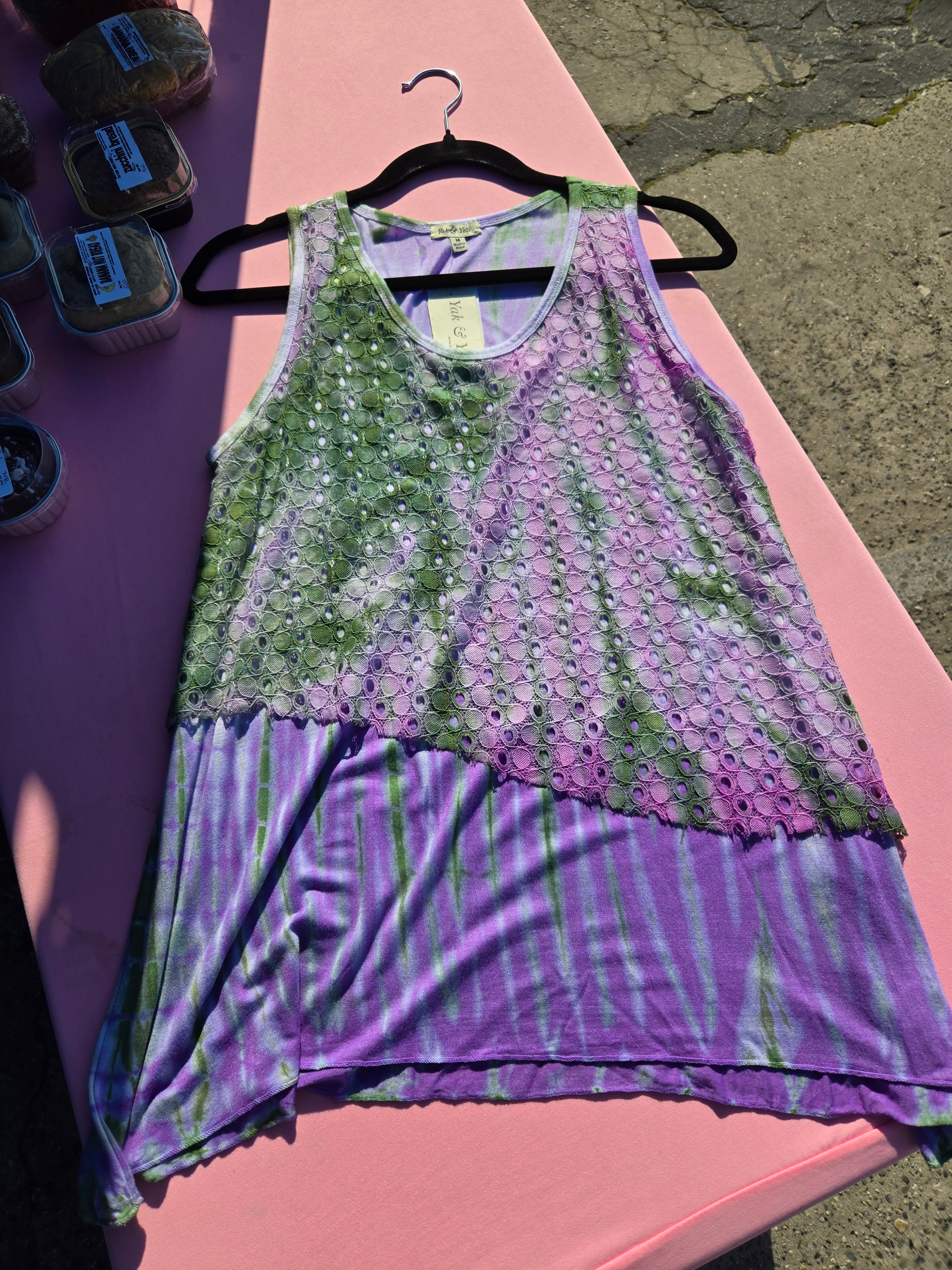 Yak & Yeti Two Tone Tank Top with Lace Top Half. Sizes S,M,L