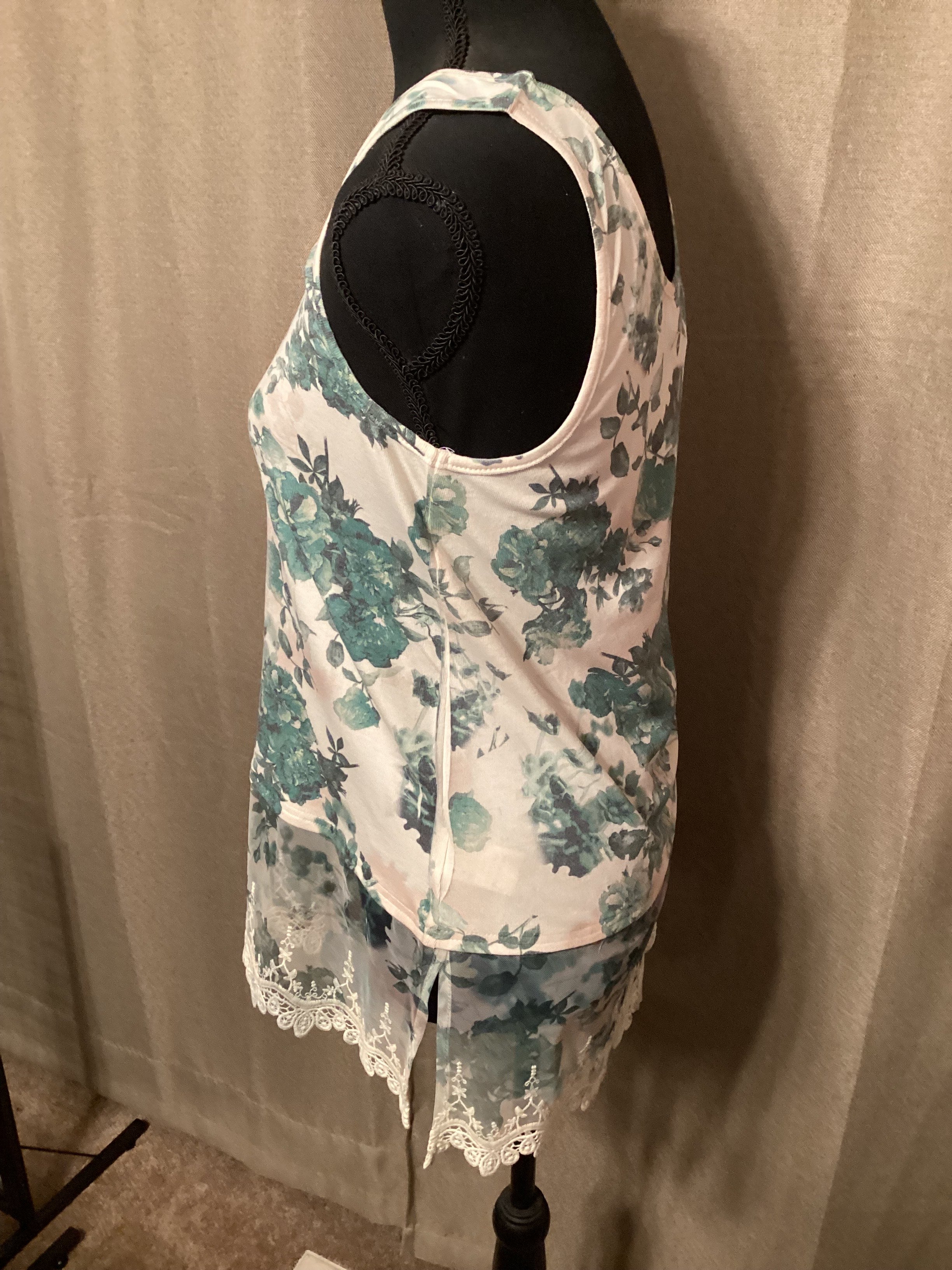 Origami Green Floral Tank Top Size Small