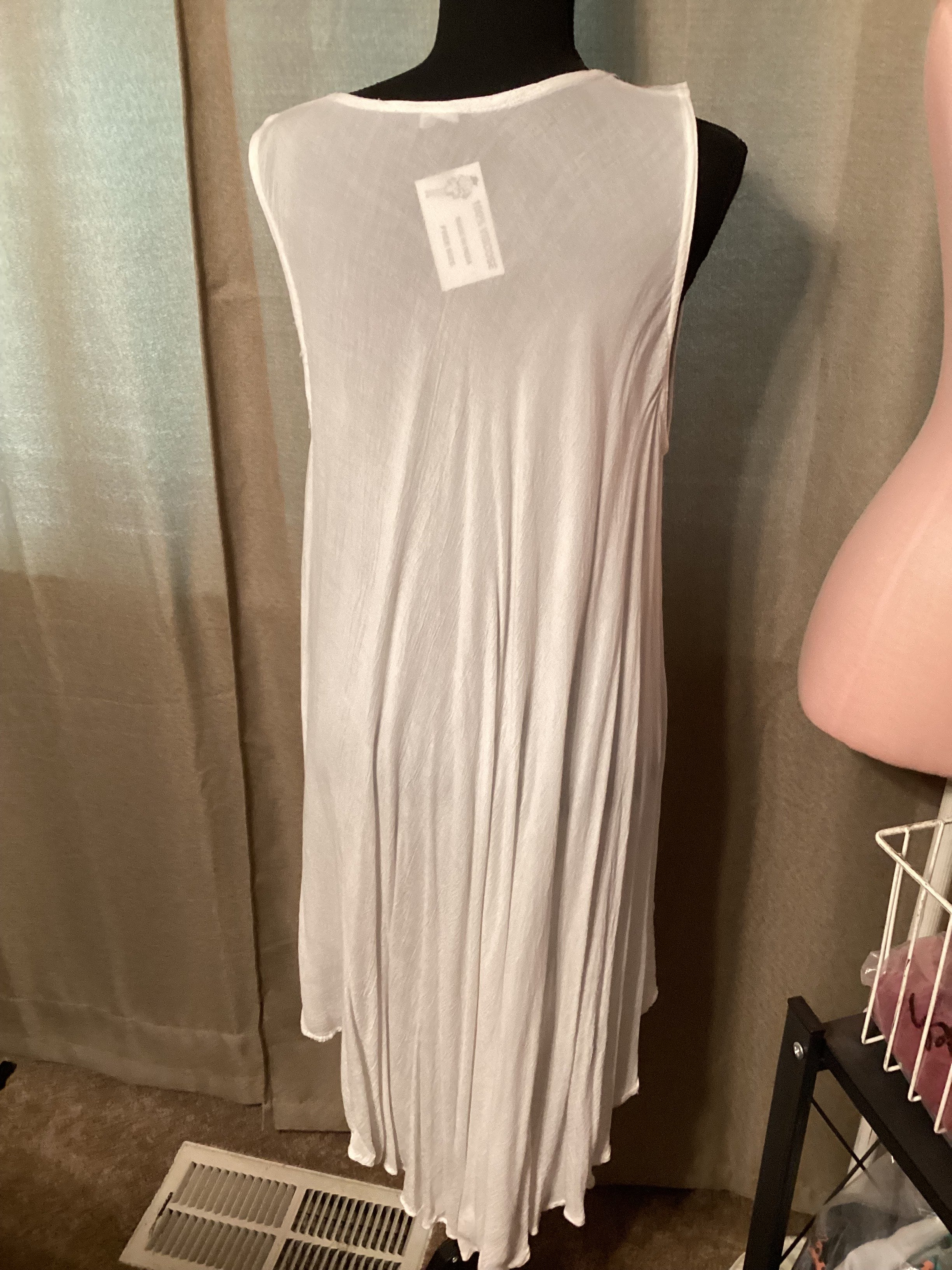 India Boutique White Dress with Pastel Colored Palm Trees. One Size Fits up to 2X